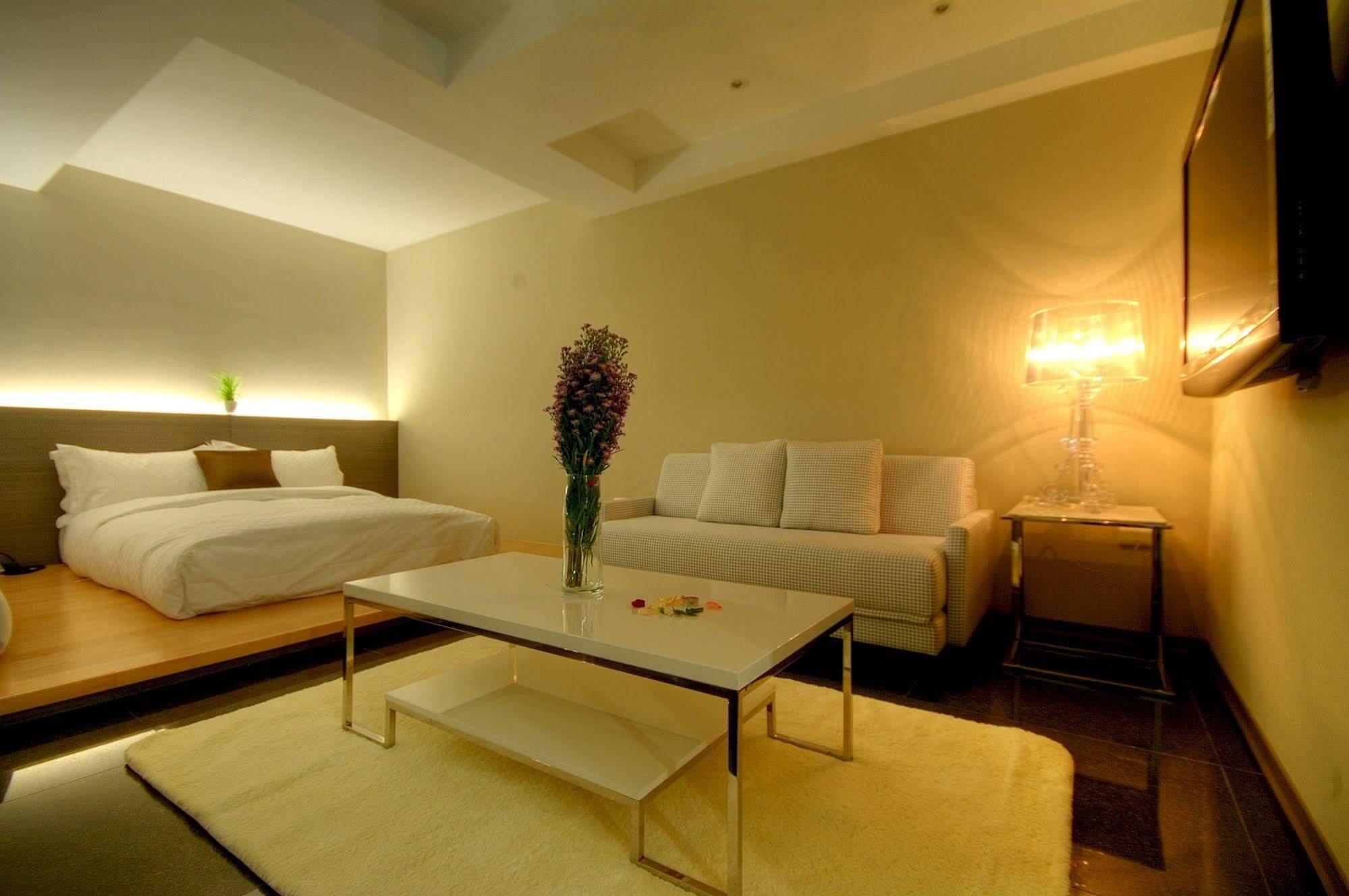 Kapok Hotel & Resorts Лодун Экстерьер фото